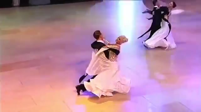 【黑池】优雅社交舞Blackpool 2010 Ballroom Dancing Pro Final - Waltz (1)