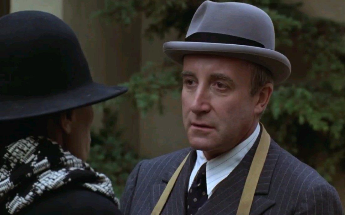 富贵逼人来｜Being There(1979)