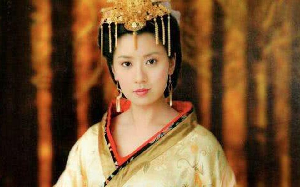 【虫哥】魔性回顾童年女皇偶像剧《至尊红颜》，虽然这是我心目中最美的一版武媚娘，可是这女皇也太笨了吧~
