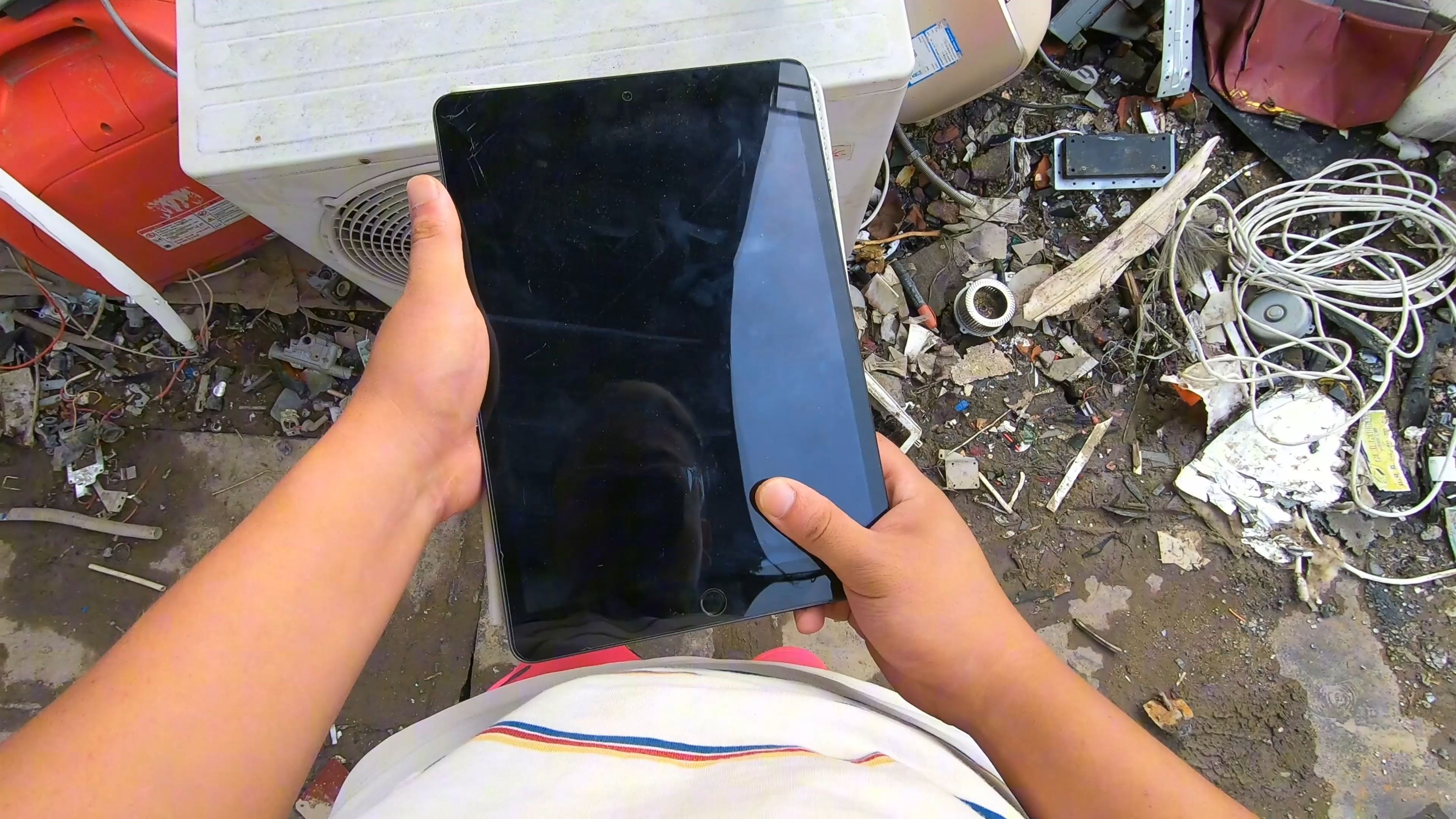 我在废品站又捡了2台ipad，赚大了