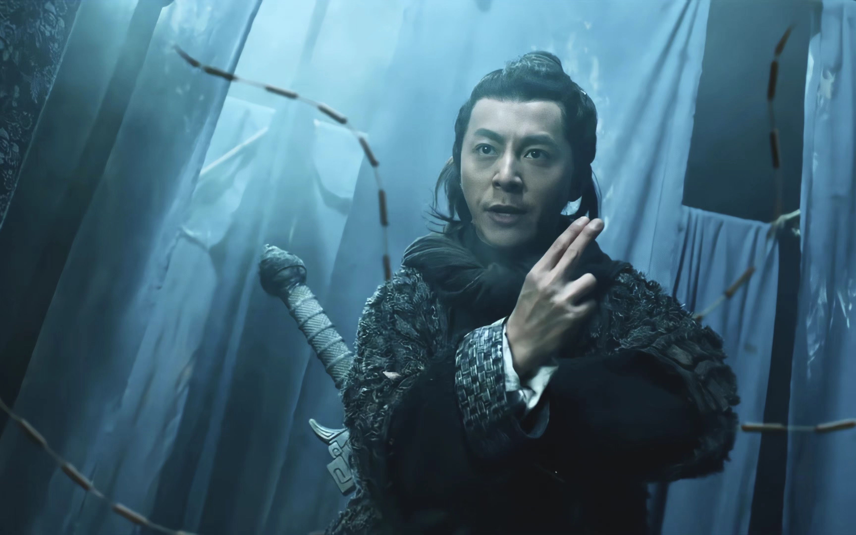 人人供奉的最强捉妖师，竟是妖王，锂龙徒弟出手，降妖除魔。