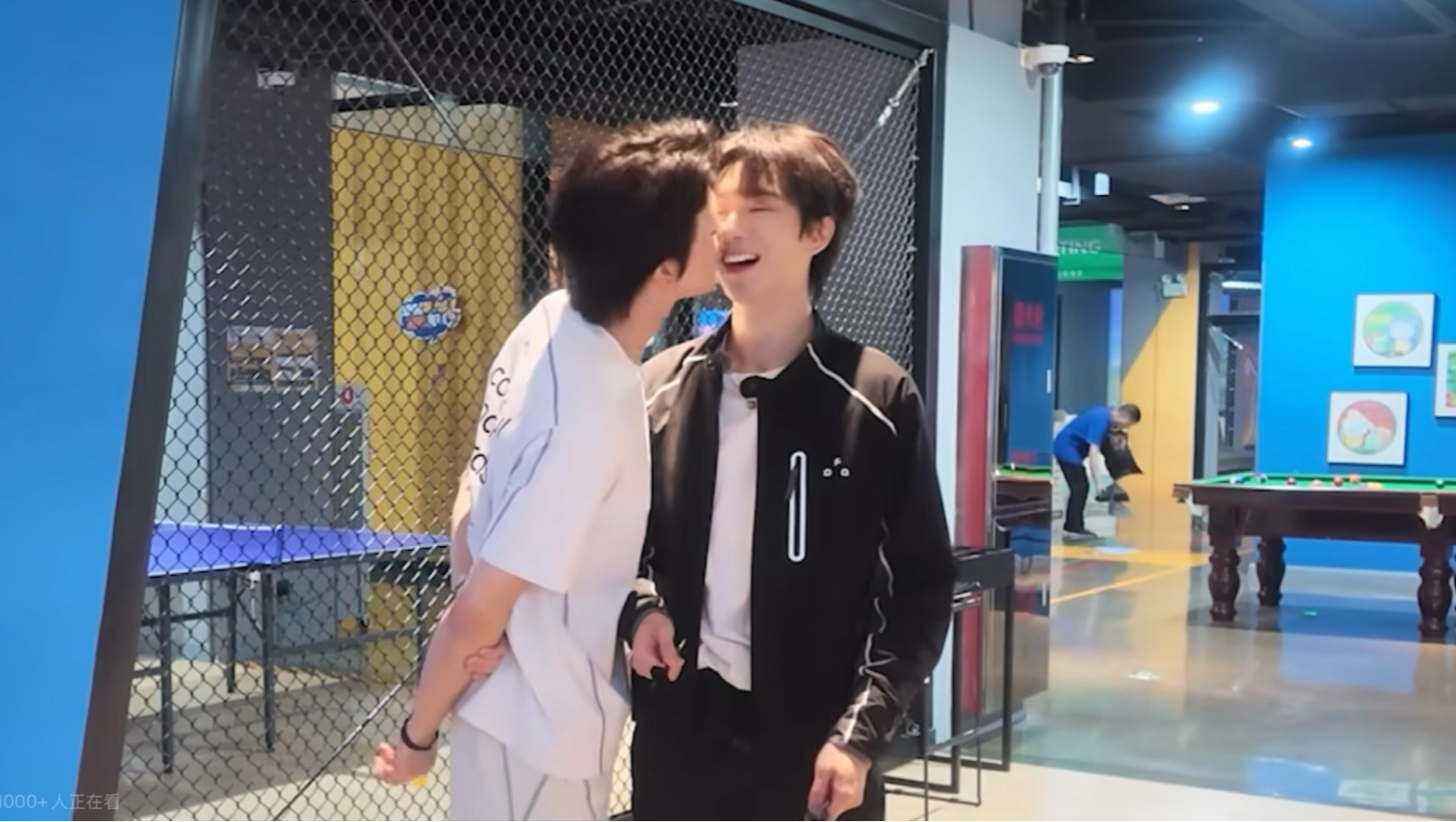 【LeoKing】港澳之恋完全正缘！💞小鸡啄米式的亲亲连击！好可爱好喜欢完全小情侣模式😭“这可能就是爱的力量吧”