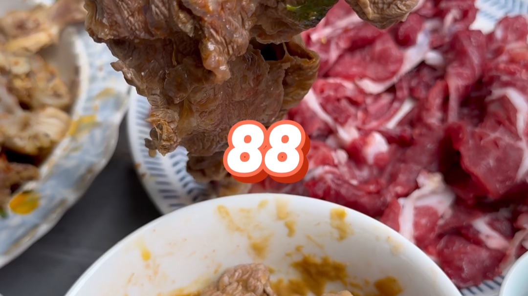 35岁退休东北，今天整个番茄牛肉火锅