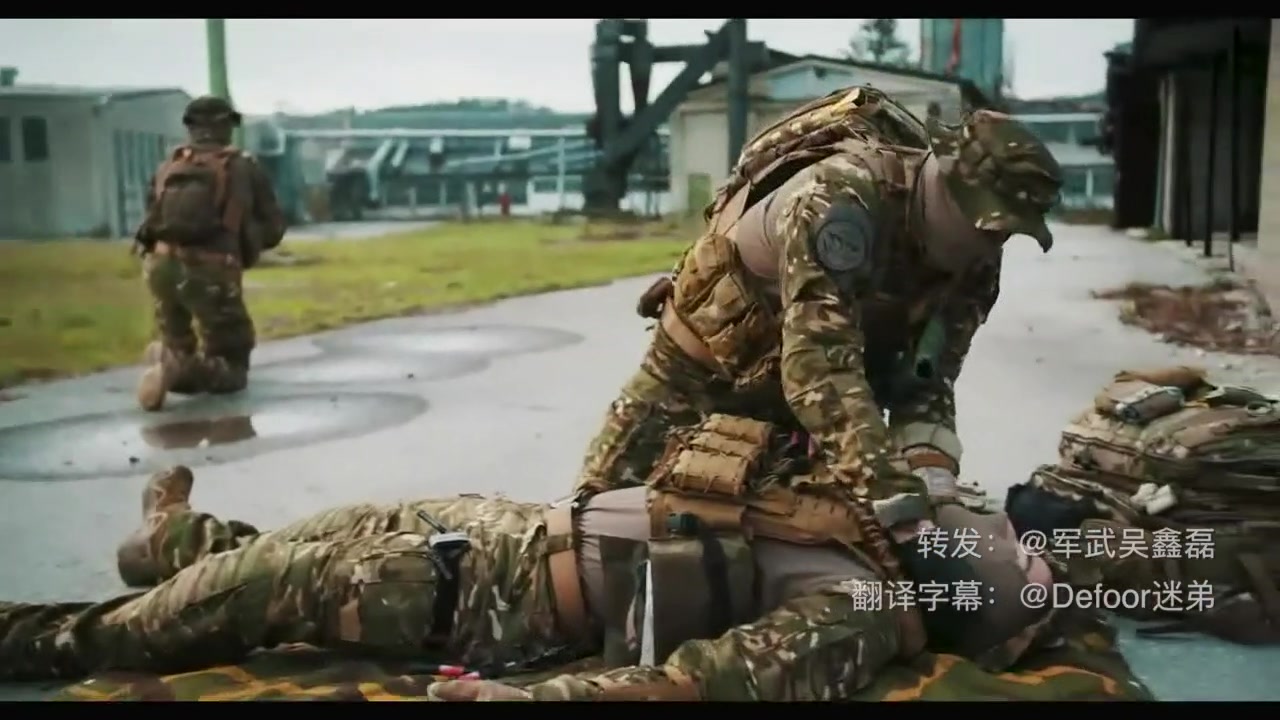 UFPro战地救援第二弹，依旧要感谢最会翻译的@Defoor迷弟 翻译官！