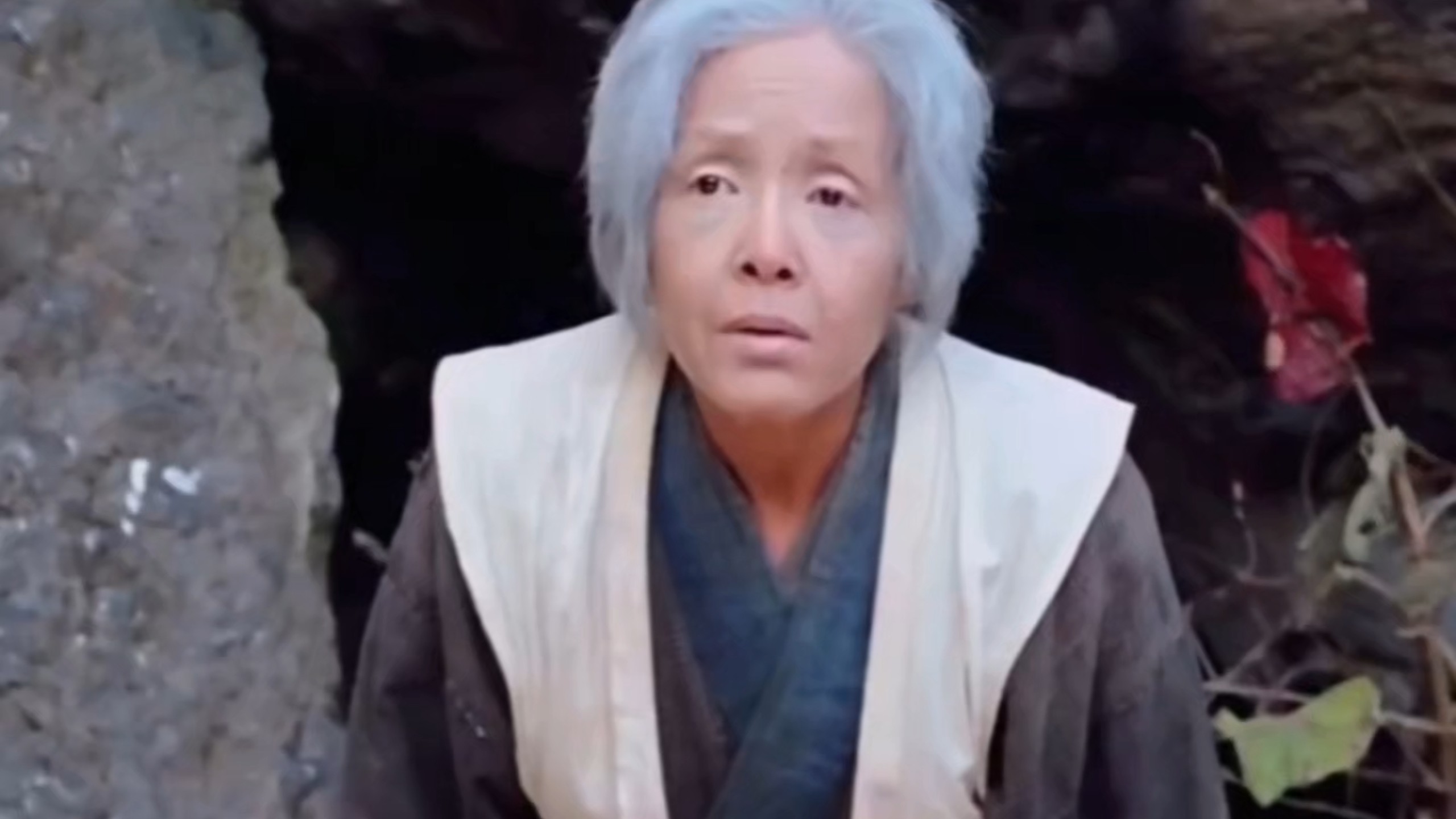 《楢山节考》为了能吃饱饭，人性的丑恶一览无余