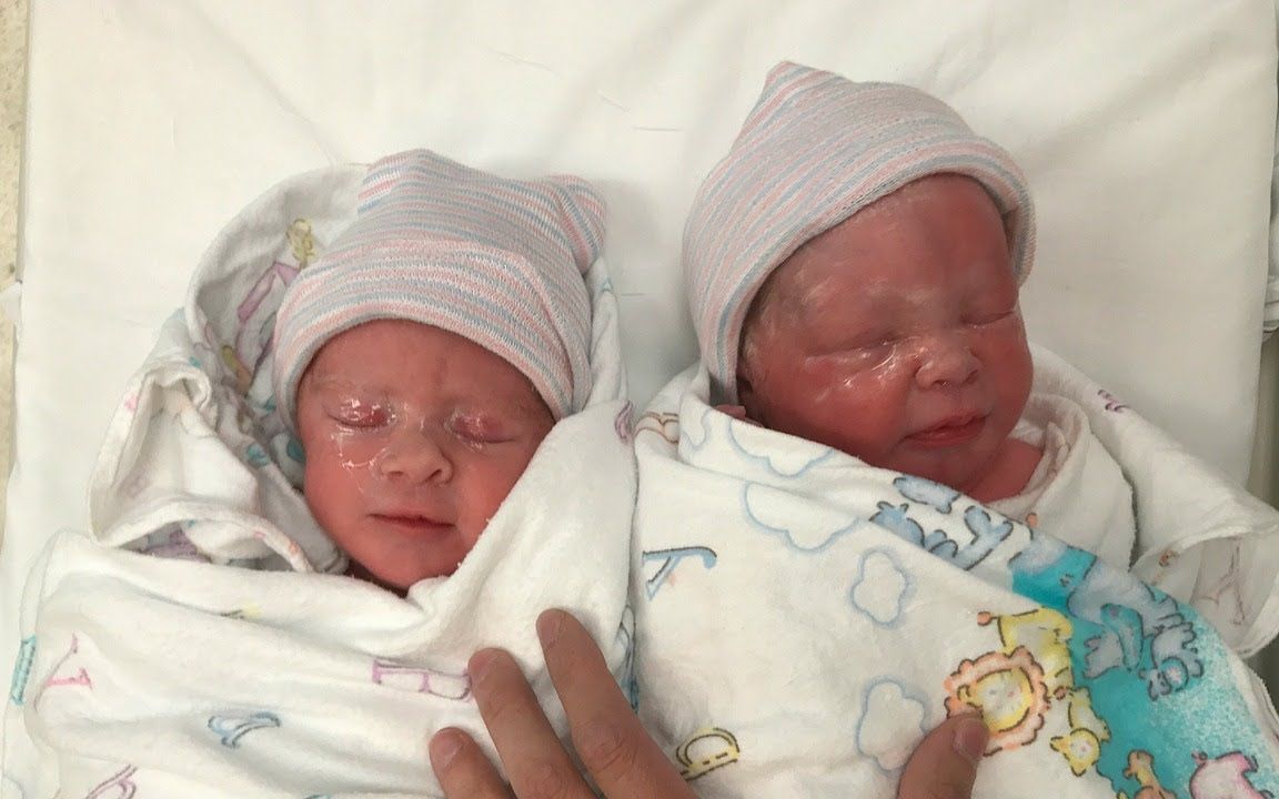 Living Rosa_EMOTIONAL BIRTH OF OUR TWINS_中字