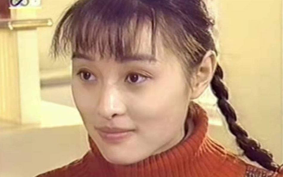 吴越 | 都市女孩 郭小妮cut