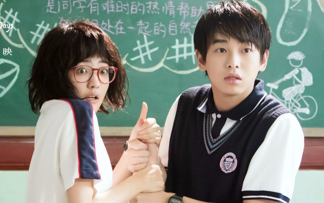 央视对暑期各电影的评论合集【今日影评】闪光少女、绣春刀·修罗战场、绝世高手、青禾男高、悟空传、神偷奶爸3、秘果、冈仁波齐、父子雄兵、逆时营救、京城81号2