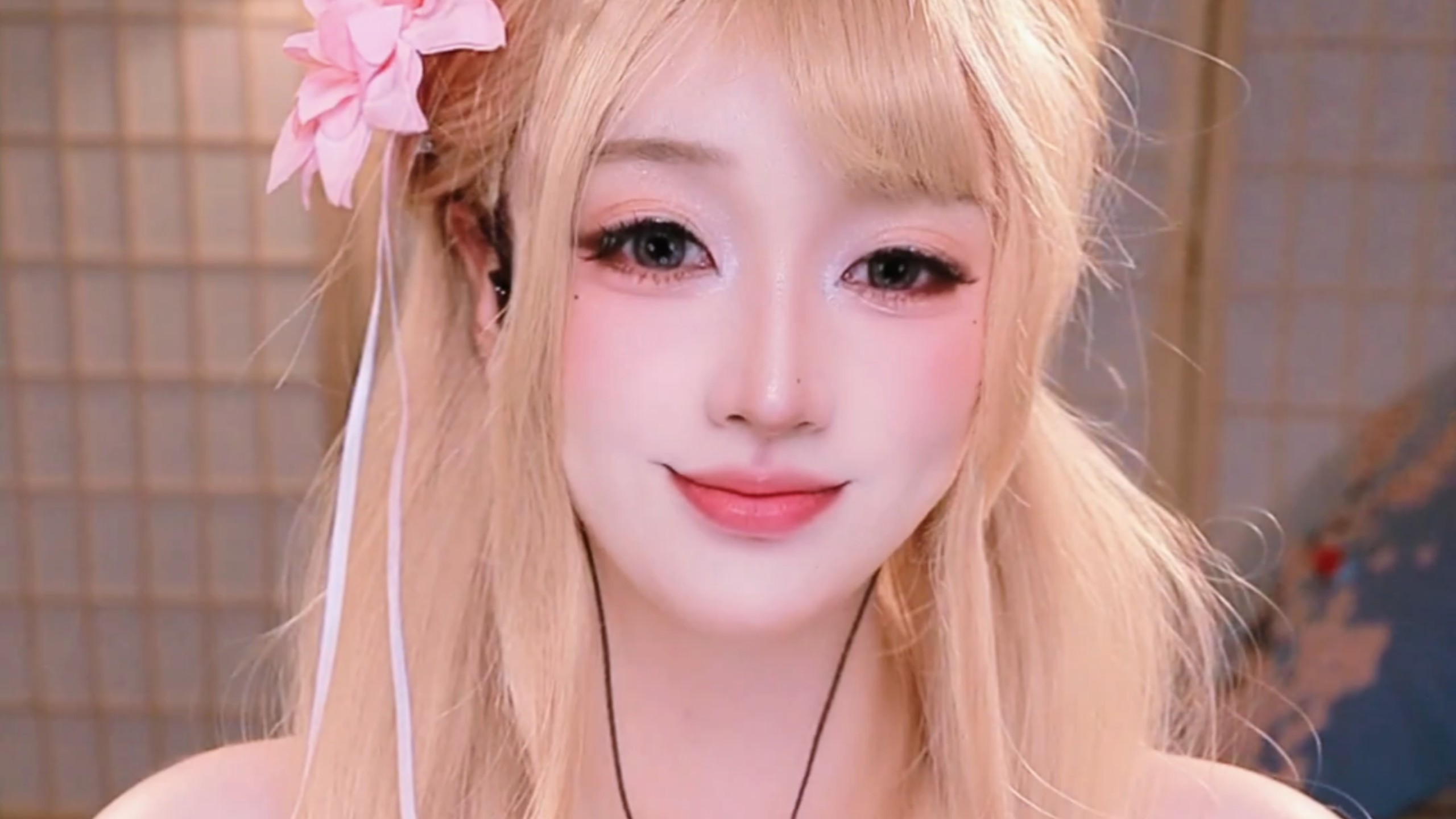 甜甜恋爱甜甜歌！《一笑倾城》带你回到青春时代【今晚21点来直播间蹲守红包≽^⚈⩊⚈^≼】