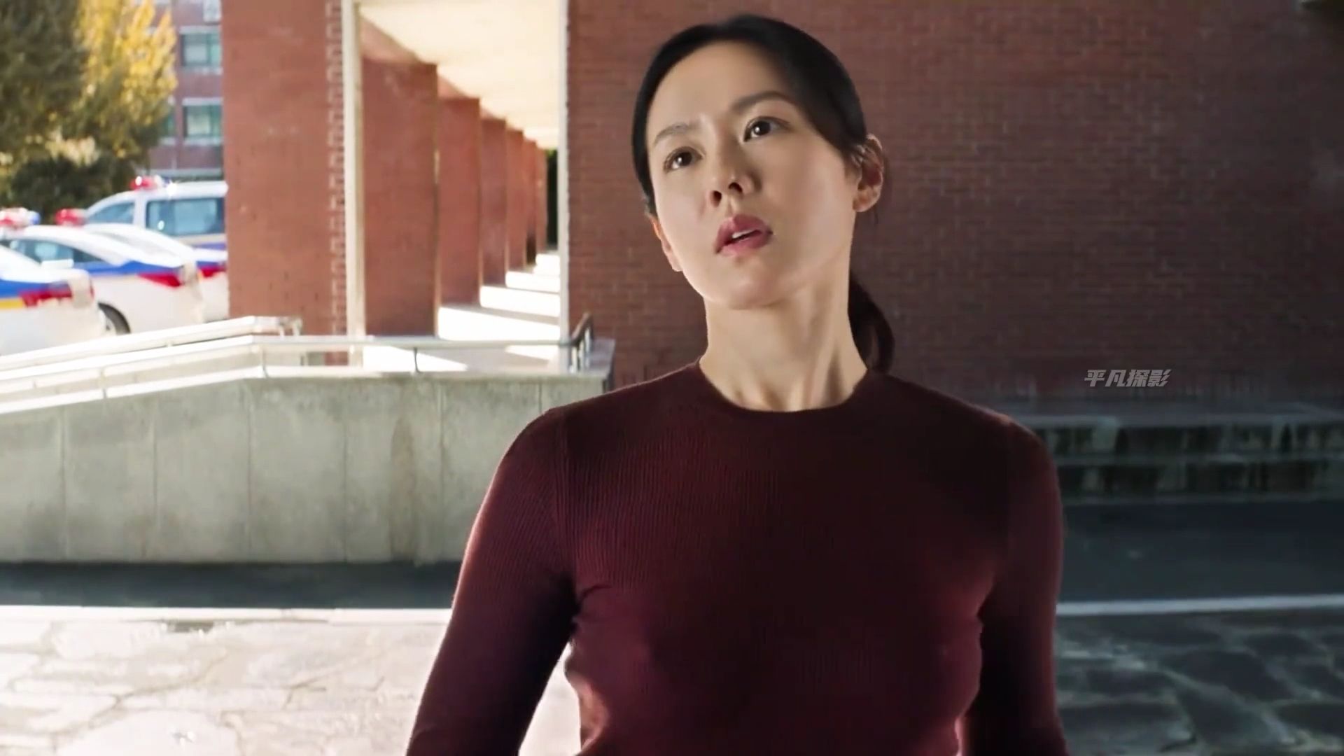 “都是为了孩子妈妈胸罩不穿了胸怀打开了，爸爸教你拉人垫背有事别自己扛就问你和解不和解！”一口气看完2025最新大尺度韩国犯罪电影《无可奈何》