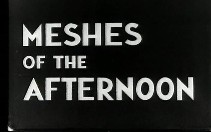实验电影 | 梅雅·黛伦 午后的迷惘 Meshes Of The Afternoon.1943.