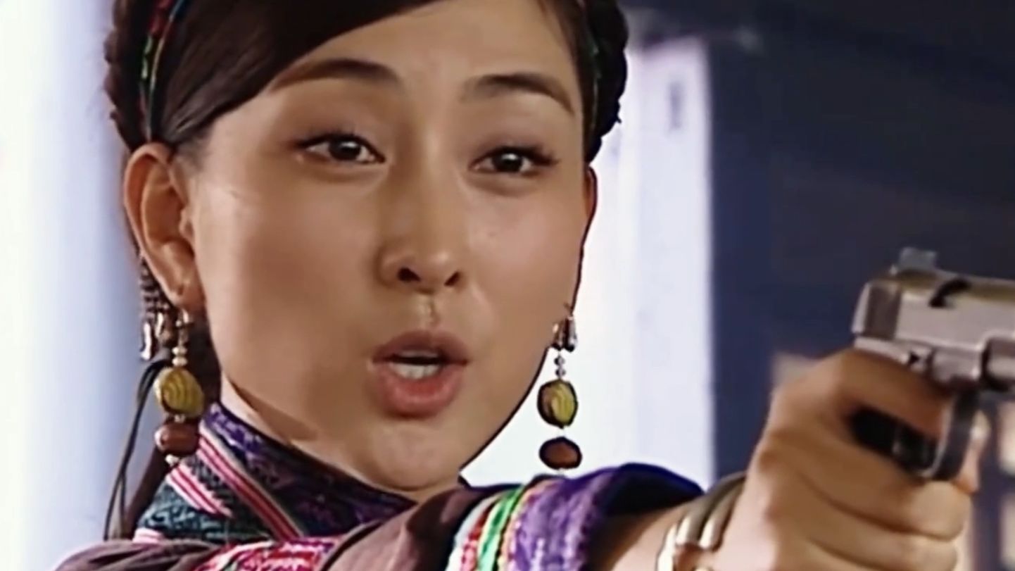 女匪首领单枪匹马闯司令部，只因自己的丫鬟被糟蹋