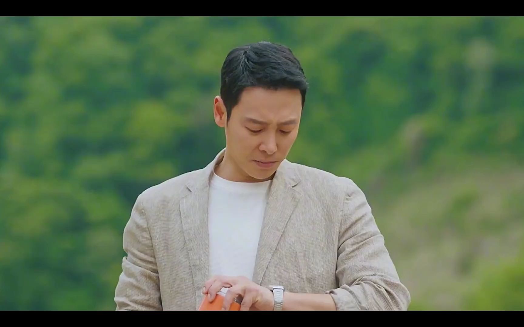 偶然遇见你：如果你能穿越到父母年轻时，你会阻止他们相爱吗