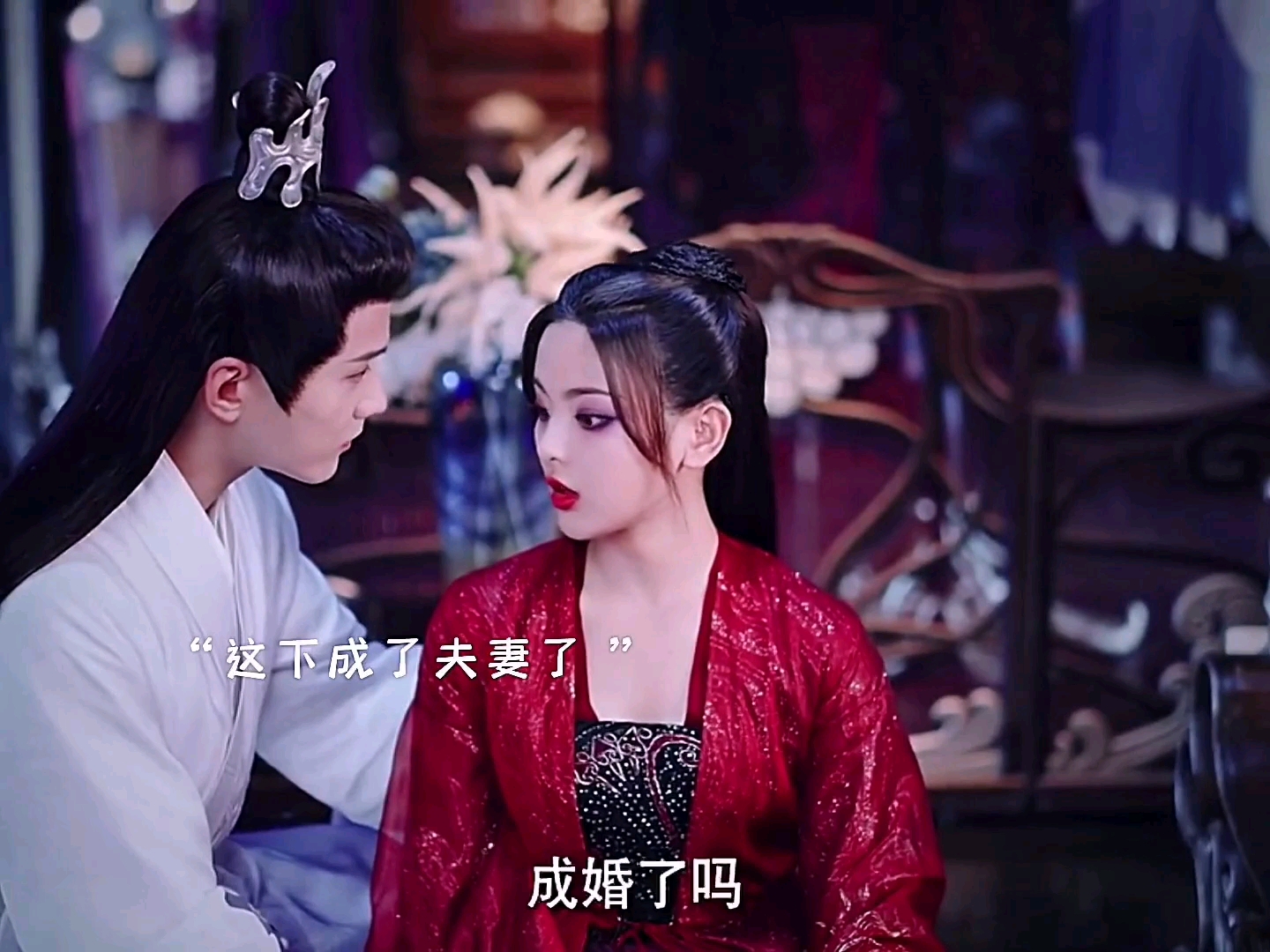 男主抢婚强吻，慕玉 守着他们洞房，	重紫要和男主离开了 ，可结果会幸福吗