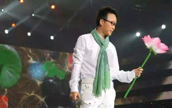 李玉刚      瘦成一道闪电的二大爷   2011年初 过年七天乐