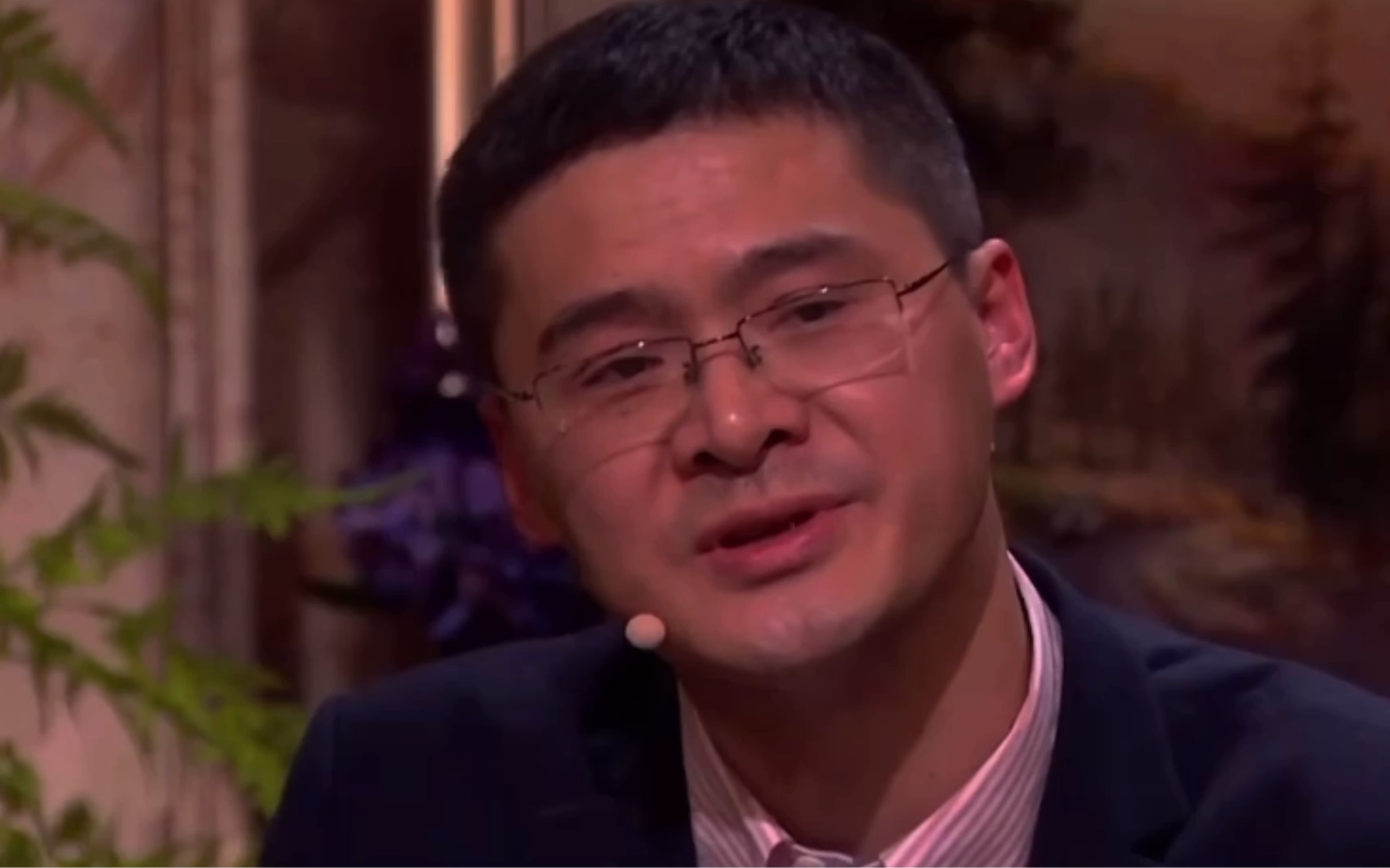 “其实真正的离别没有长亭古道，没有劝君更尽一杯酒，就是在一个和平时一样的清晨，有的人留在昨天了”