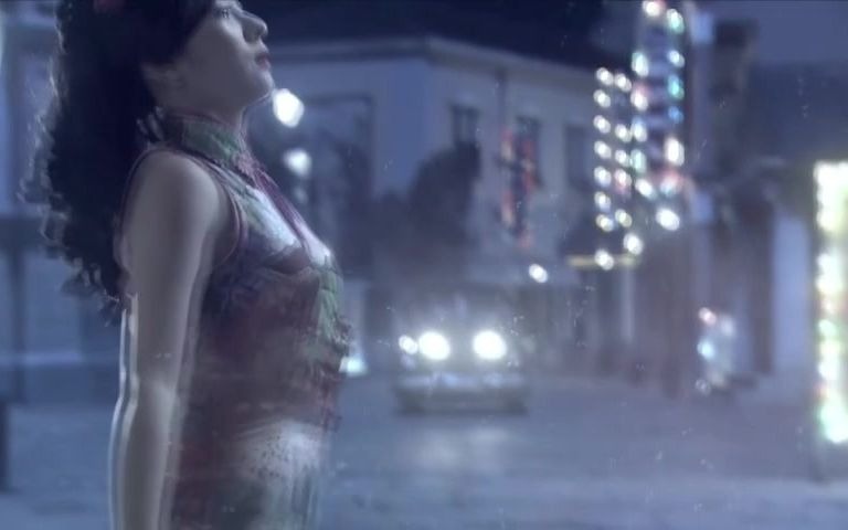 狐影  旗袍女烈身中数弹牺牲