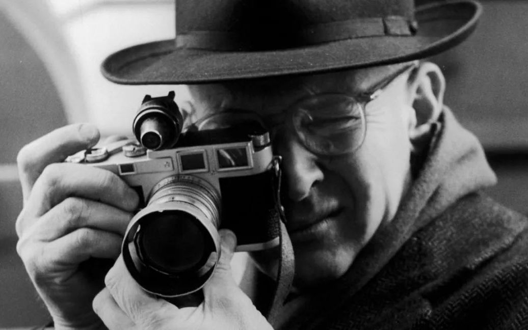 关于布列松电影的纪录片 ： 形式的本质 L'essence des formes: Robert Bresson deforme les sens (2010)