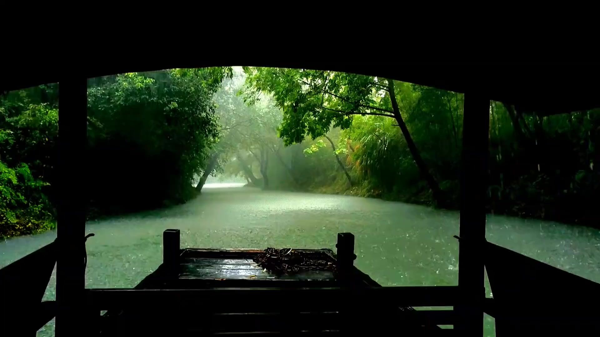 “烟雨入江南，山水如墨染”