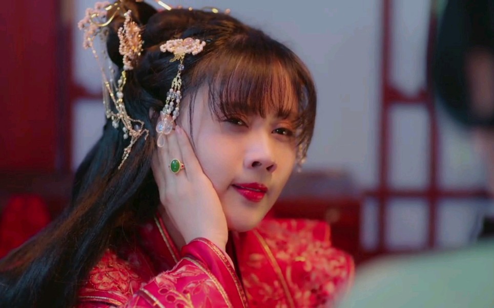 美食达人穿越成皇后 开启后宫职场之旅