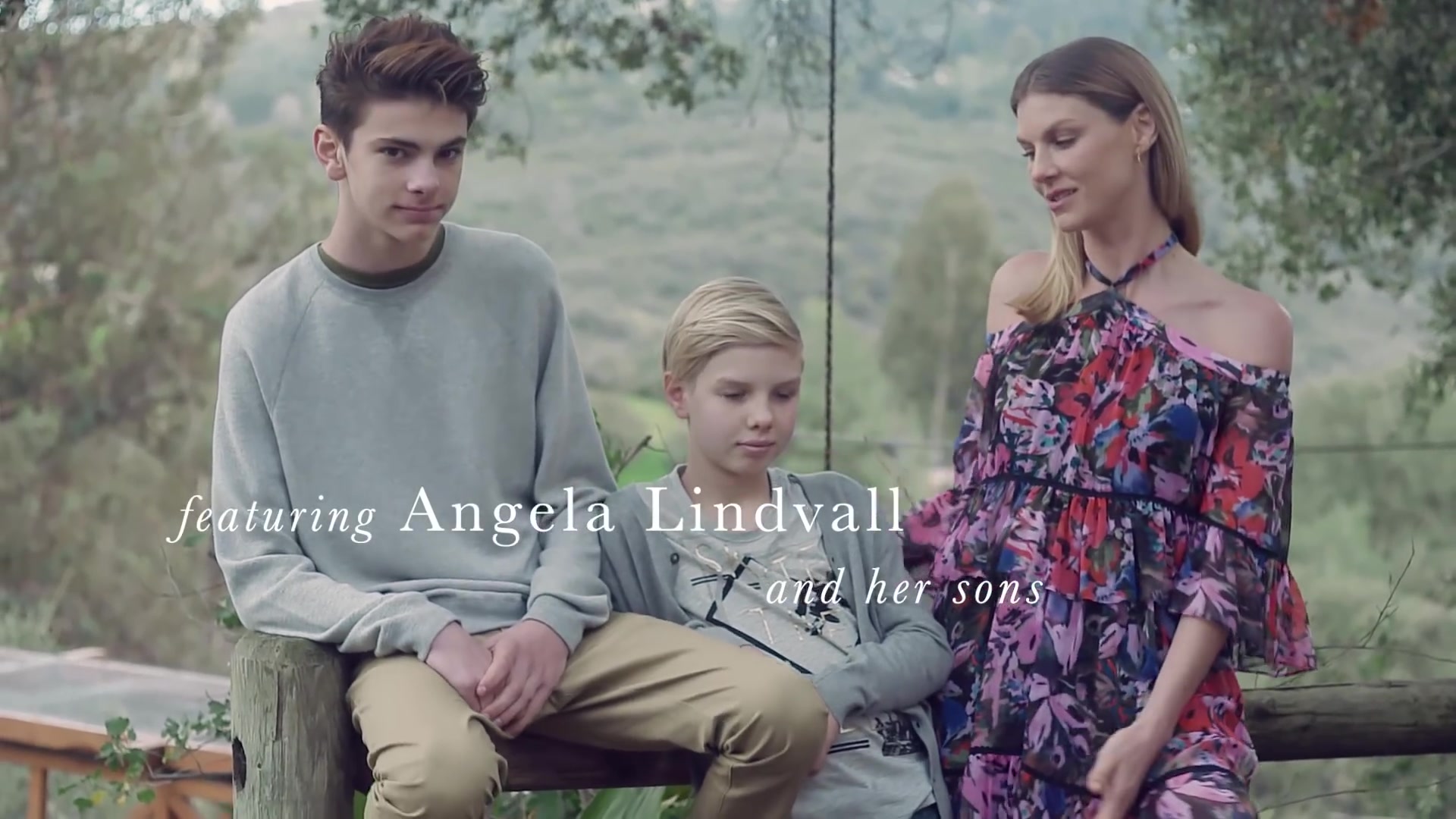 老狐狸 Angela Lindvall和她的儿子们