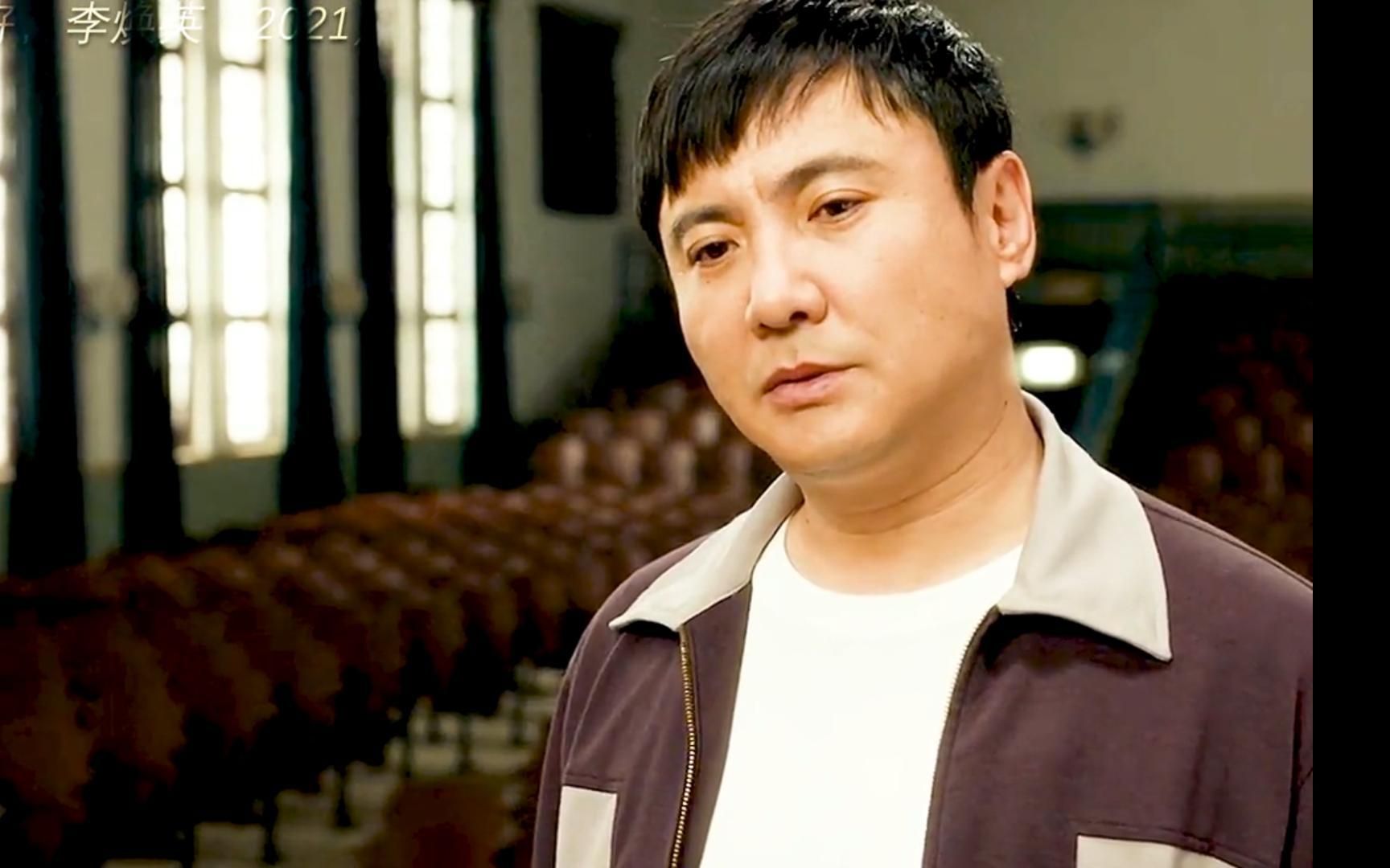 “在你当广播员之前，咱们厂连个广播站都没有，你还说不是因为你爸是厂长！？”