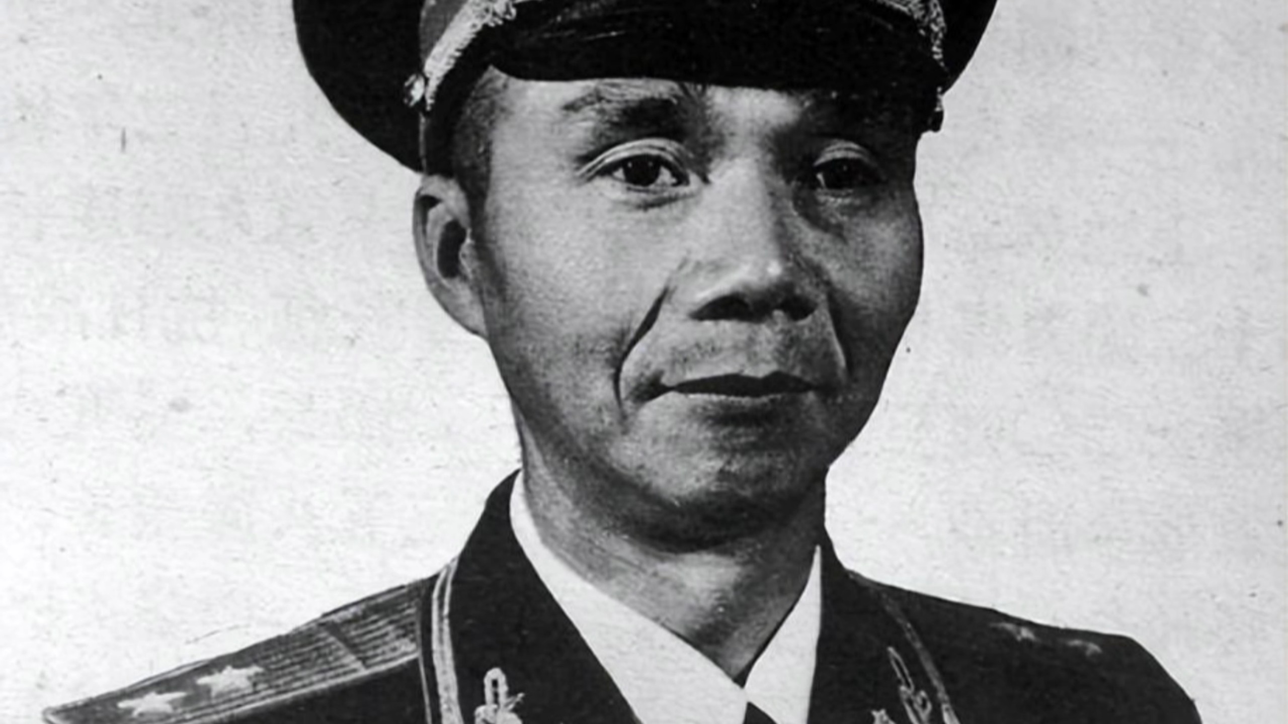 或许他真的知道些什么……
