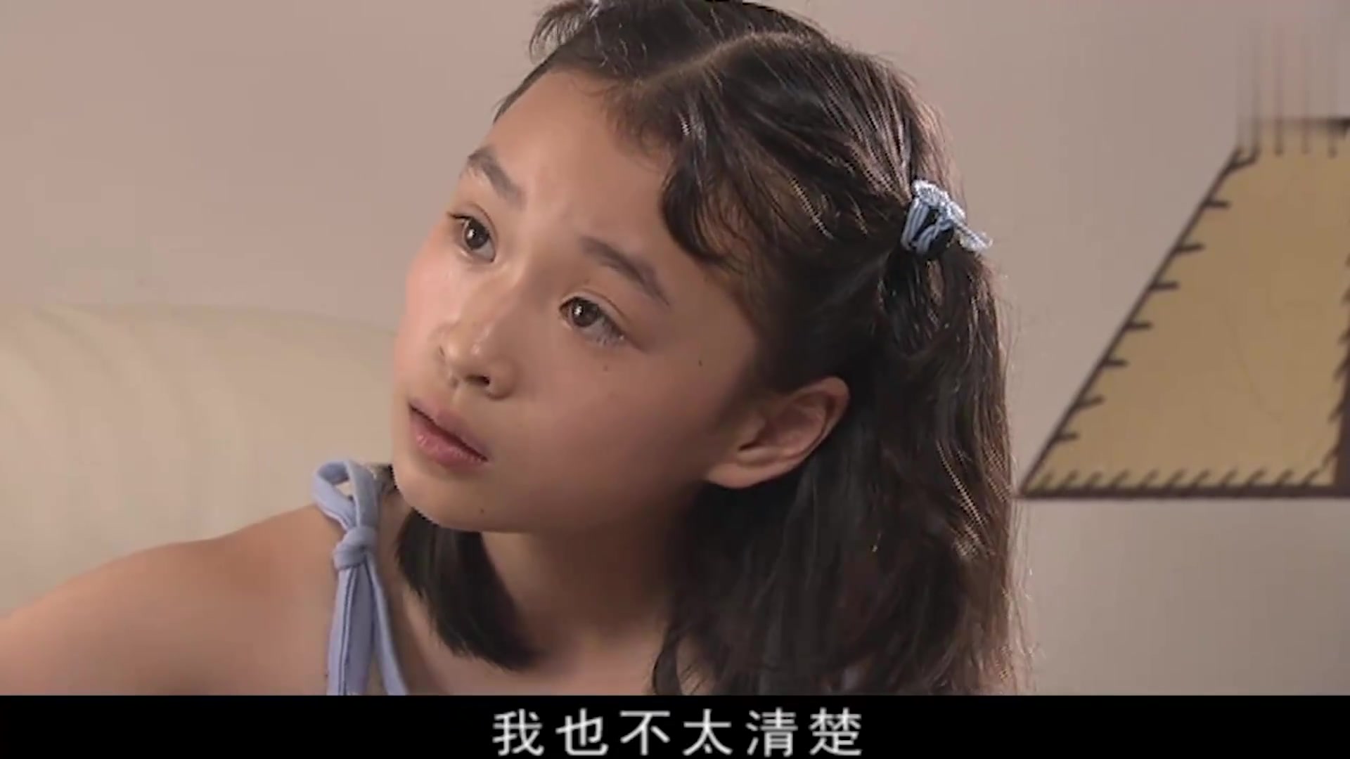 偏不离婚：女儿想知道妈妈受伤害，爸爸一番话，她秒懂妈妈不干净