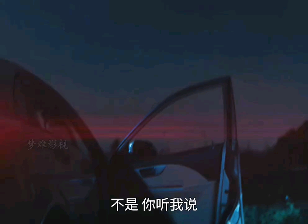 听完邻居说的话后，女人察觉出老公不对劲，不料真发现了震惊的一幕 "