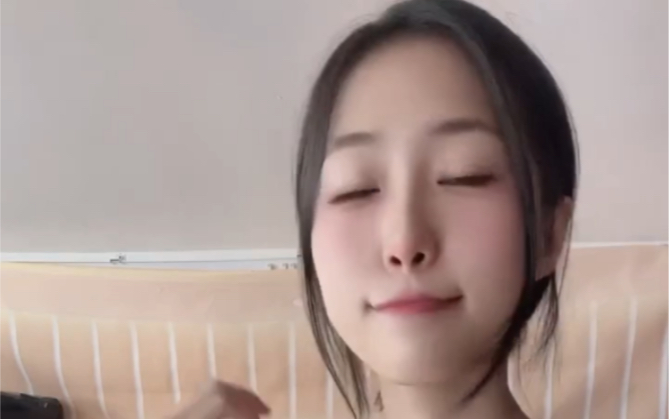 性感大胸美女