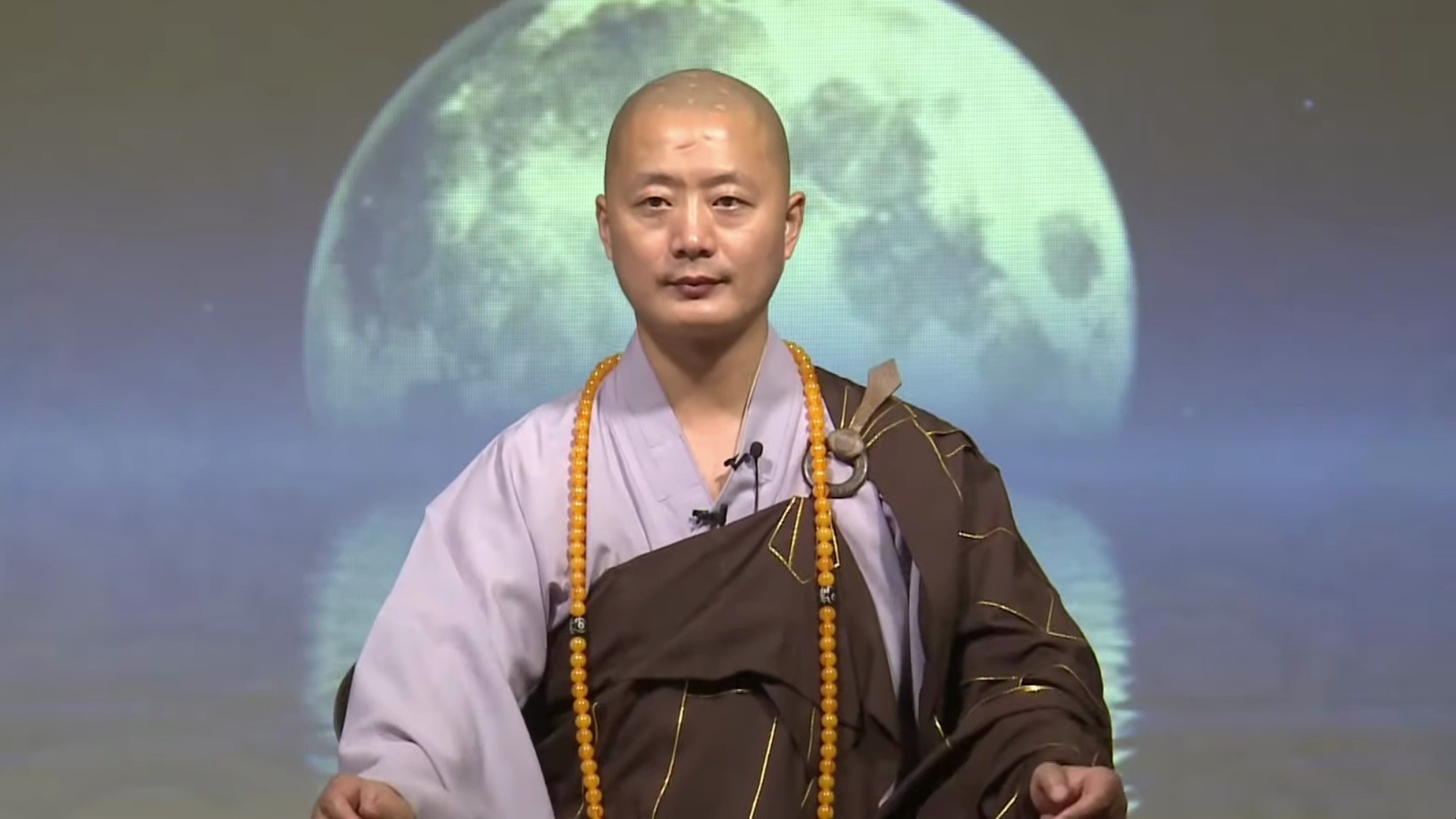 慈悲主要目的是让众生不再受苦，但没必要陪他一起受苦。对于慈悲的理解不要极端——仁山法师