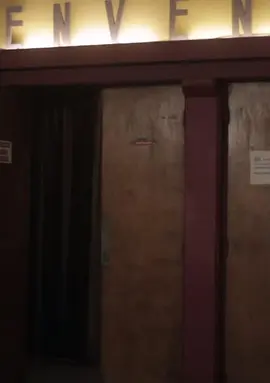 特伦克劳肯海报